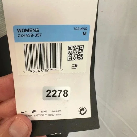 NEW Nike Dri-FIT Swoosh UltraBreathe Sports Bra Scoop Neck Green Gray Womens M - Picture 7 of 8